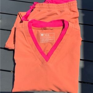 Figs jogger scrub set